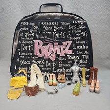 Bratz World Tour Travel Fashion Carrying Case Black Bag 2003 Mixed Accessories