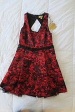 CLOTHING l DRESS : Womens Vera Wang - PRINCESS