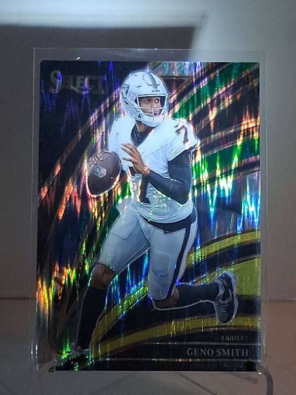 GENO SMITH 2025 Panini Select - Club Level #205 Neon Rainbow Shock Prizm