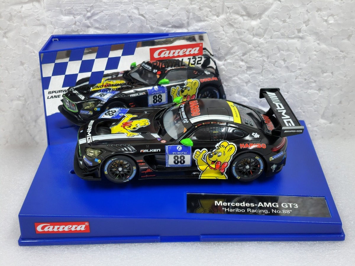Carrera Digital 132 30782 Mercedes AMG GT3 Haribo Racing No. 88 1