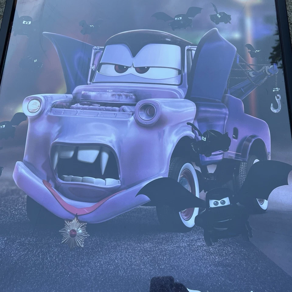 Póster enmarcado Pixar Cars Mater HALLOWEEN TIME Disneyland Resort - Raro Disney Foto 4 de 4