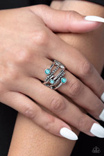 Paparazzi: Sideline Shimmer - Green Ring