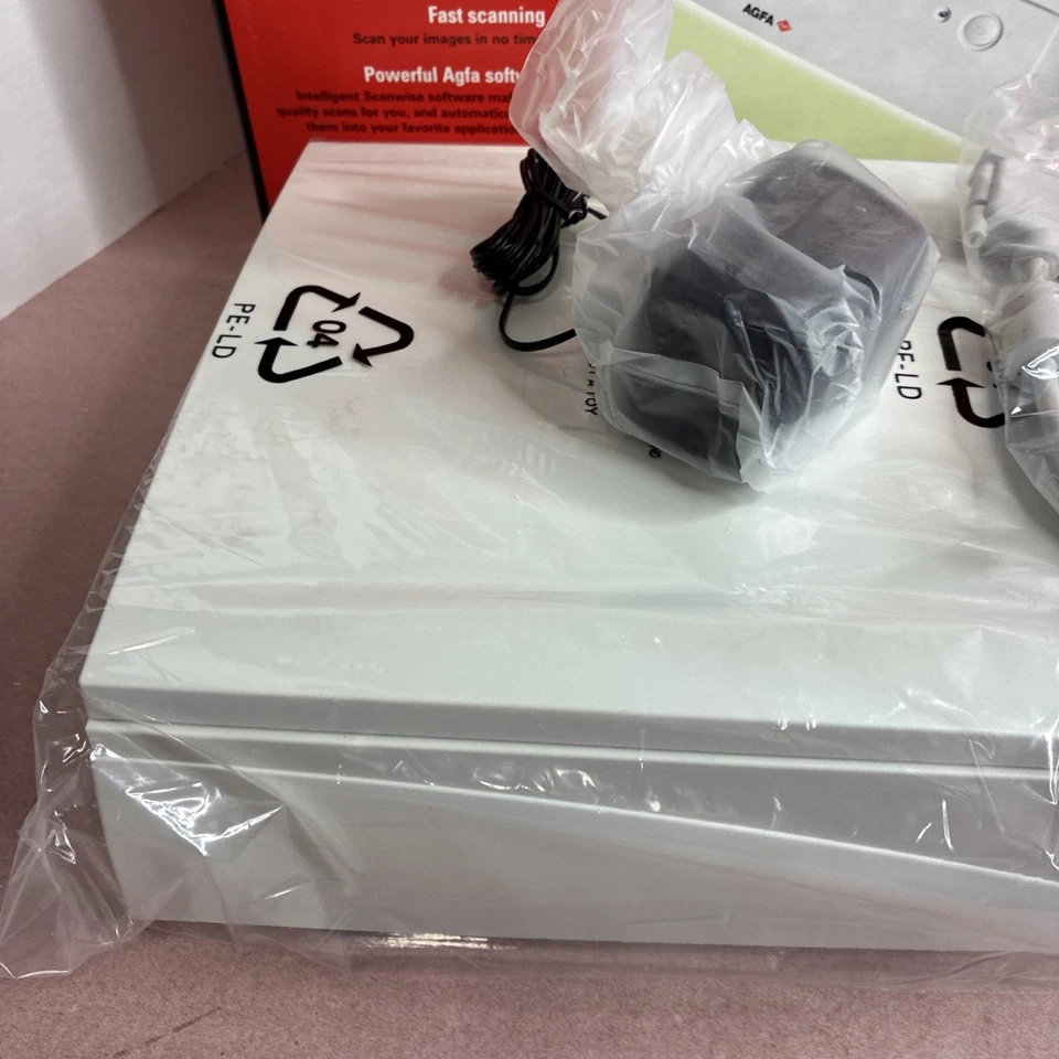 AGFA Snapscan 1212 Scanner Original Box NEW *RARE* Color scanner - Image 4 of 4