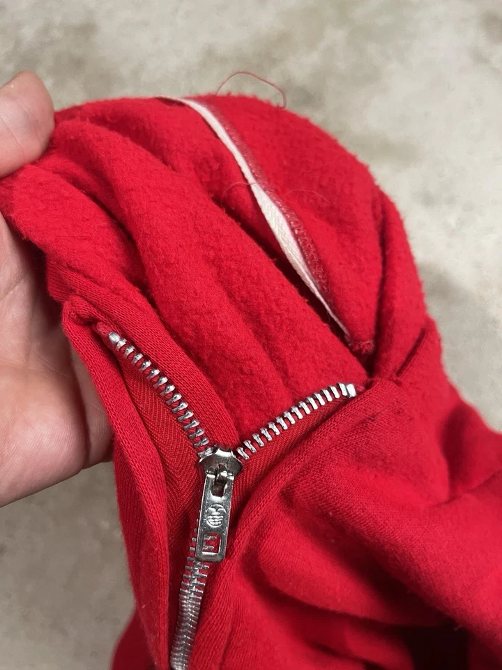 Sudadera con Capucha Vintage Años 70 Roja Acrílico Cremallera Completa Ribete Grunge Talla Grande Foto 3 de 4