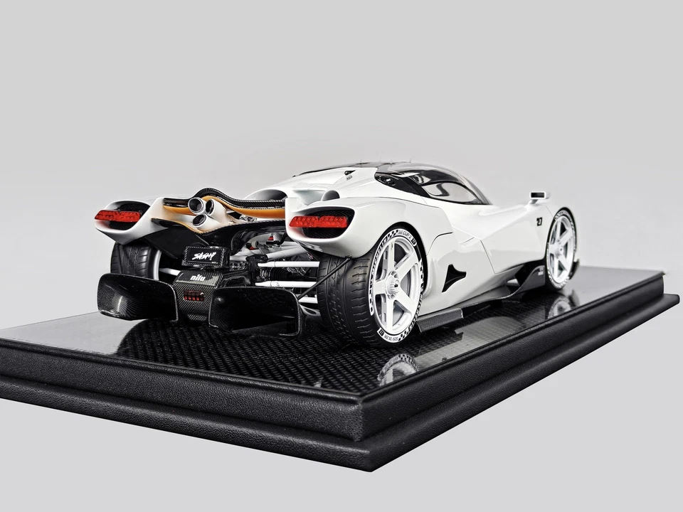 Nilu27 1/18 FrontiArt F169-02 - Immagine 2 di 4