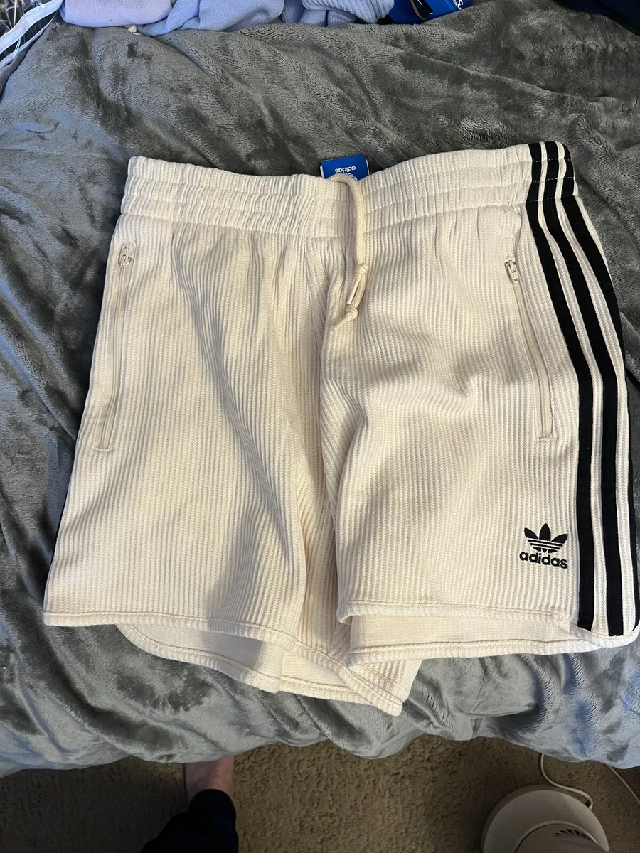 Adidas Adicolor Classics Waffle Shorts Mens XL Tennis Running White Black  HA9310