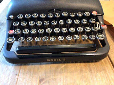 VTG 1940's REMINGTON RAND Model 5 Black Portable Manual Typewriter