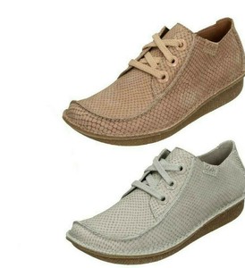 clarks ladies casual shoes