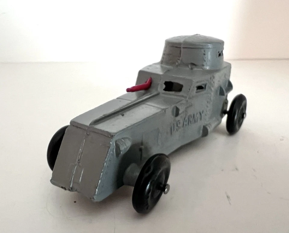 TOOTSIETOY - 1940's U.S. ARMY ARMORED CAR - GRAY - VERY GOOD - MUST SEE ITEM! - Image 3 of 4