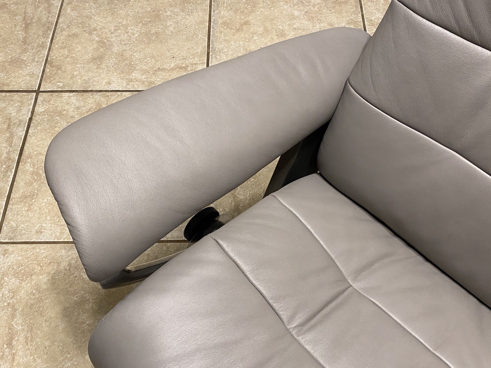 Ekornes Stressless SIGNATURE Leather Recliner Opal Chair Ottoman Furniture