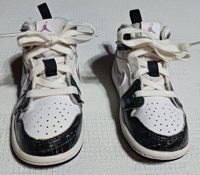 Jordan 1 Mid SE ''Take Flight'' Toddler Shoe.  (Size 7 C)  BQ 0633 - 114