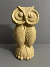 Vintage Jaru Pottery Owl Rare Color California Mid Century Modern READ