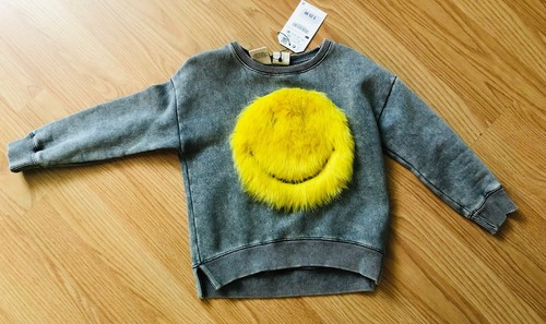 ZARA Kids Girls Boys Smiley Fuzzy Emoji Grey Crew Neck Sweater Sweatshirt 5 NEW - Picture 4 of 9