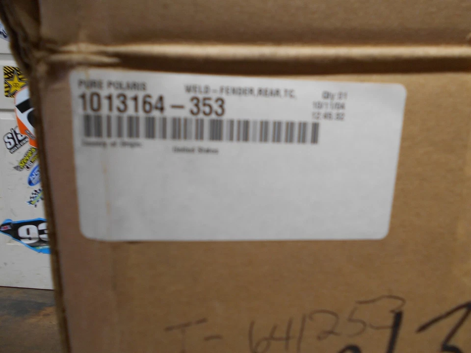 02-06 Guardabarros Rueda Trasera Victory V92C Deluxe NUEVO VERDE 1013164-353 NOS Foto 3 de 4