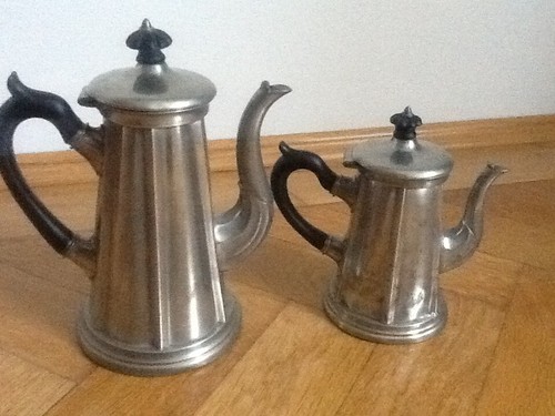 2 dekorative Zinn Kannen Kaffee Schwanenhals Jugendstil "Gerhardi + Co 788" - Bild 8 von 10