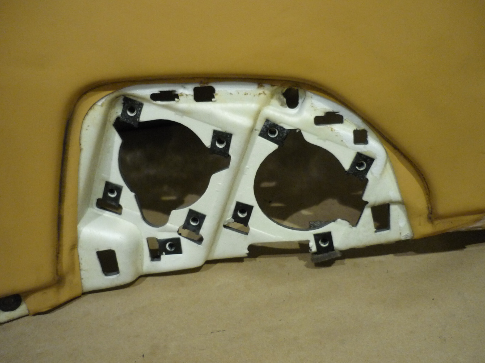Ferrari California - RH Rear Side Panel-Beige- P/N 81562400