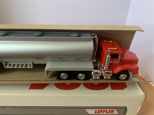 RARE 1994 Series Carlos R Leffler 1st in Series Lights & Sounds Truck WITH BOX - Picture 3 of 23