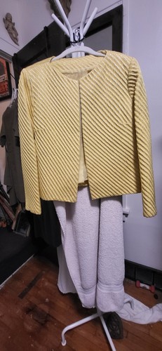 Vintage Unbranded 1960's Yellow & Silver Diagonal Design Skirt Suit M - Picture 2 of 8