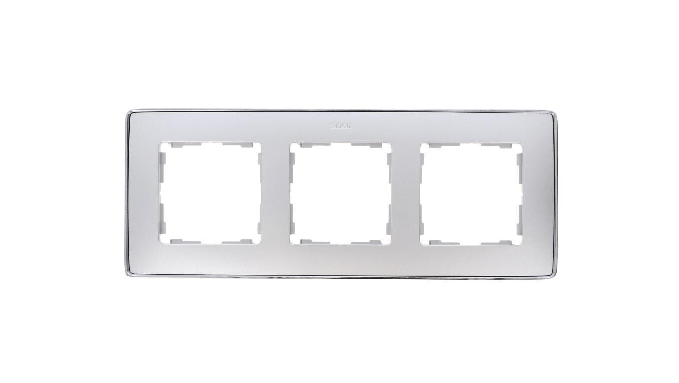Simon Detail 82 Triple frame Detail SELECT-metal ALUMINUM / base Chrome 8 /T2UK