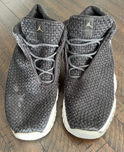 jordan future black white