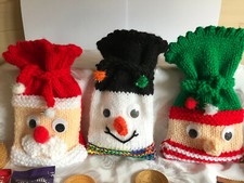 LAMINATED DK KNITTING PATTERN SANTA SNOWMAN & ELF CHRISTMAS CHOCOLATE GIFT BAGS