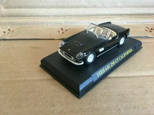 IXO Modellautos, - LKWs & -Busse im Maßstab 1:43