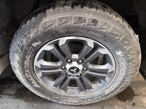 MITSUBISHI TRITON LEFT REAR DOOR MQ-MR, DUAL CAB, 03/15-10/23 - Picture 8 of 12