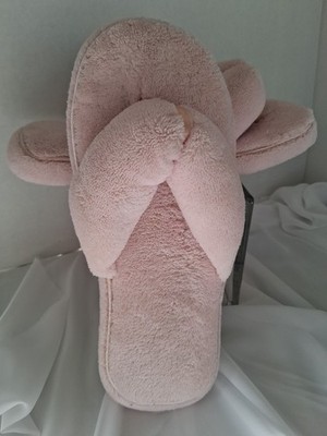 Comffy Fluffy Women Cozy Slipper Size 7-8 Pink Sandals Loved Worn