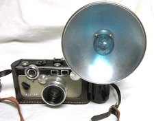 VINTAGE 1960s ARGUS C3 MATCHMATIC w/ HALF CASE & FLASH & BULB WORKS!!