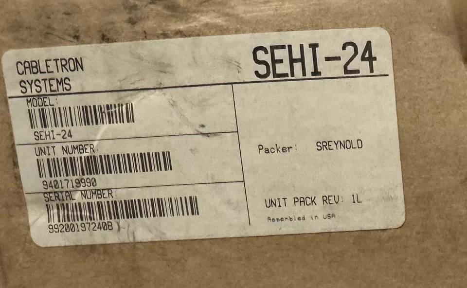 Cabletron-Systems SEHI-24 Hubstack Ethernet Hub 24 Port - Image 2 of 2