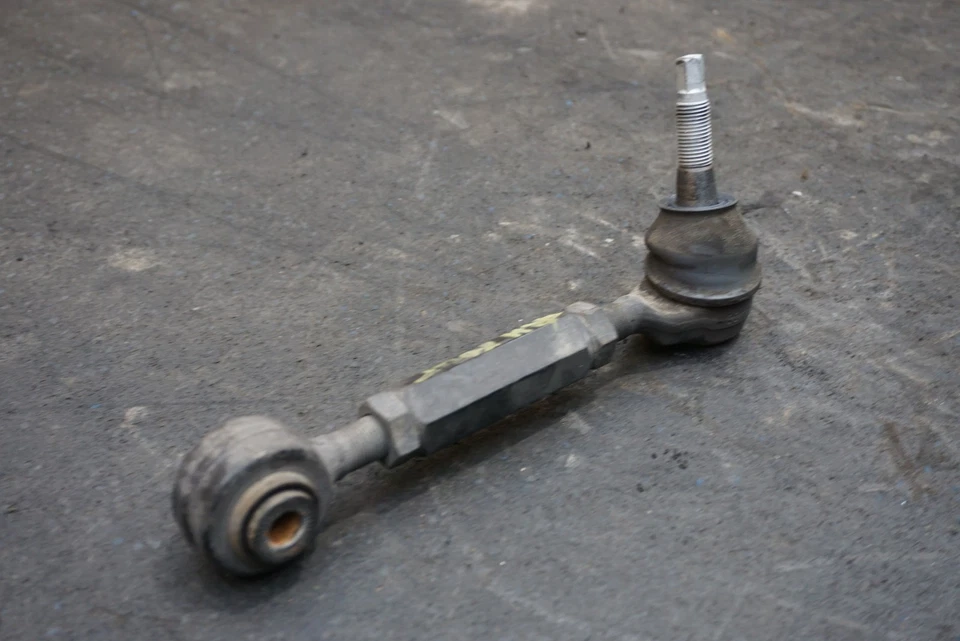 Brazo de control de enlace de arrastre trasero izquierdo o derecho 05181795AB Dodge Viper GEN 5 2013-17 Foto 2 de 4