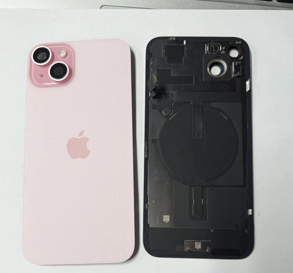 Vidrio trasero original de Apple para iPhone 15 Plus con NFC/Flexión de carga grado A/B Foto 3 de 3