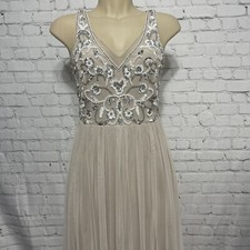 Adrianna Papell Sequin Bodice Full Length Dress Size 4 Beige Prom