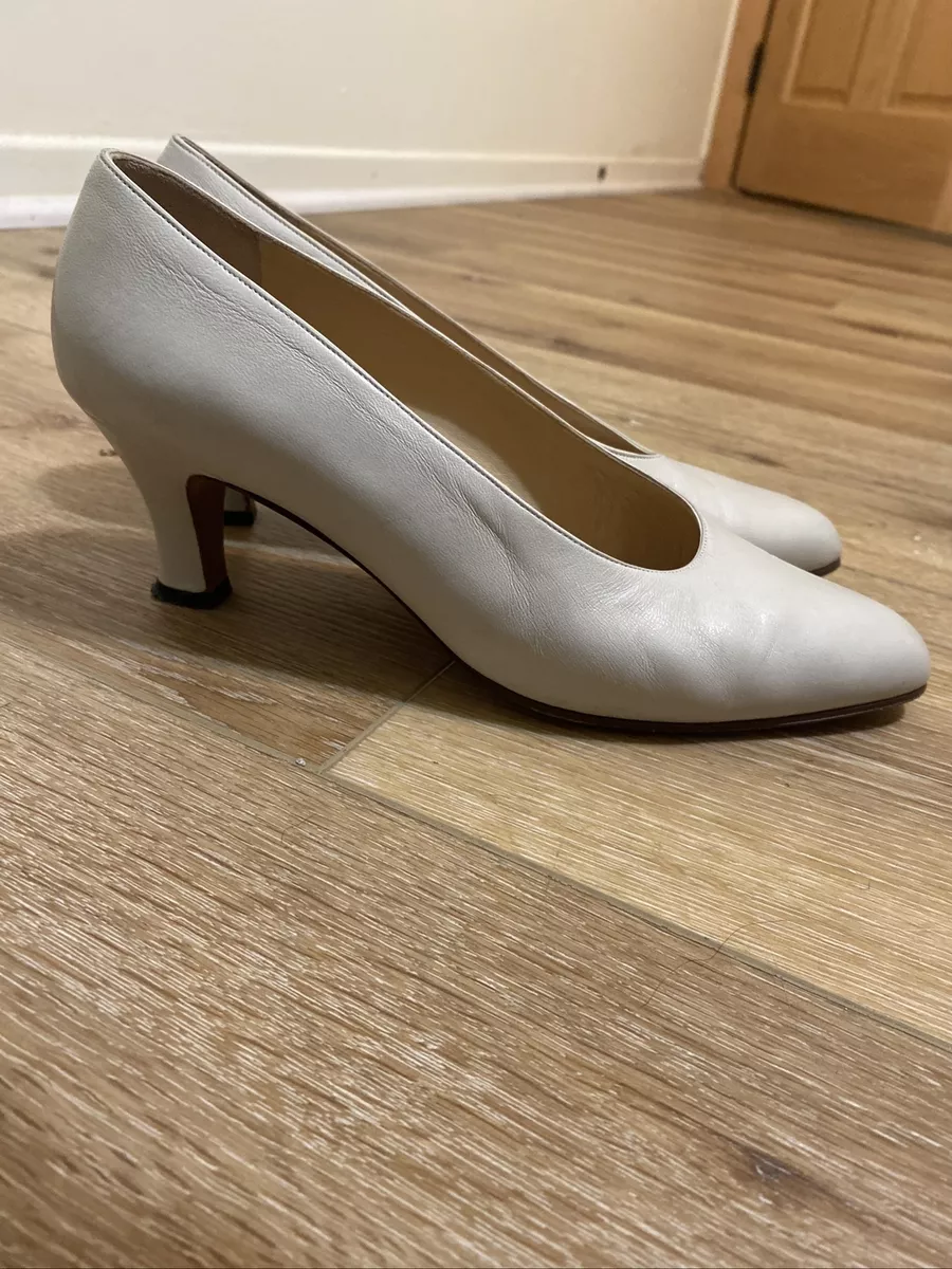 VINTAGE Gucci Cap Toe Neutral Two Tone Leather Kitten Heels Size 39