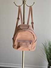 Mini zaino NAJ-OLEARI rosa pallido.