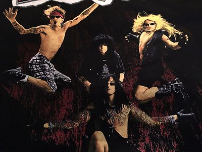 Vintage 90's Motley Crue Decade of Decadence Tour Shirt Size XL