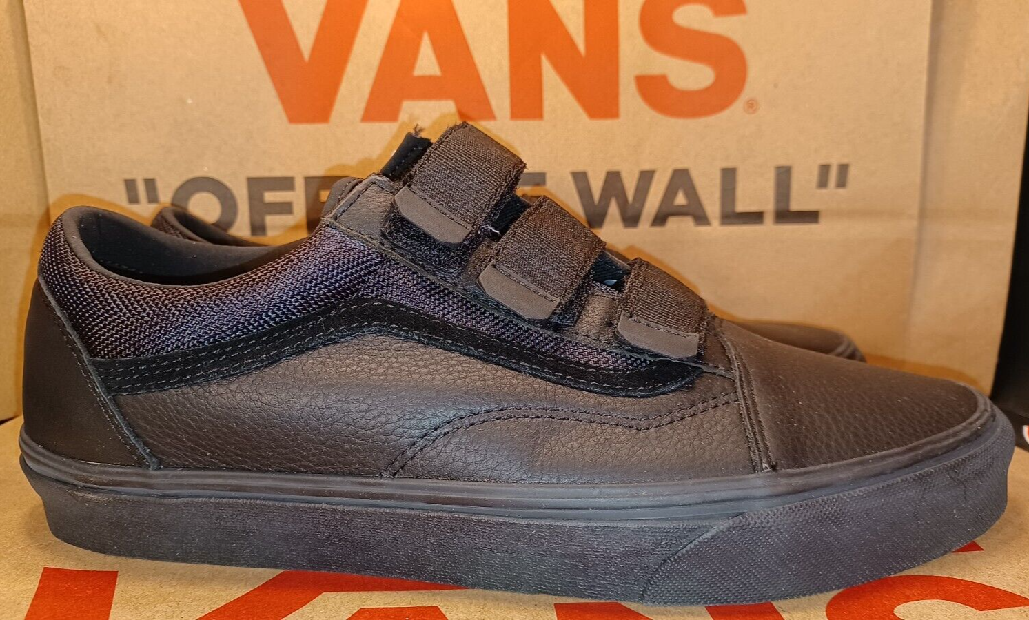 VANS Men's 7/Women's 8.5 Old Skool V Leather Ballistic Black VN0A3D29UB4