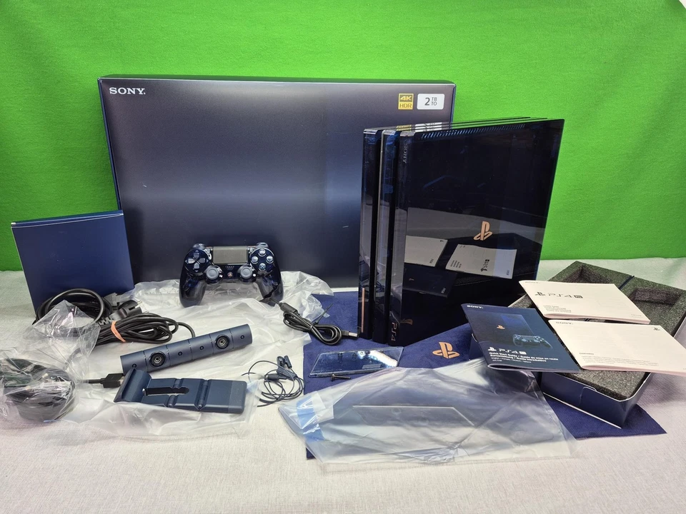 Sony Playstation 4 Pro 2TB 500 Million Limited Edition Nummer 29175 Sehr Gut - Bild 1 von 4