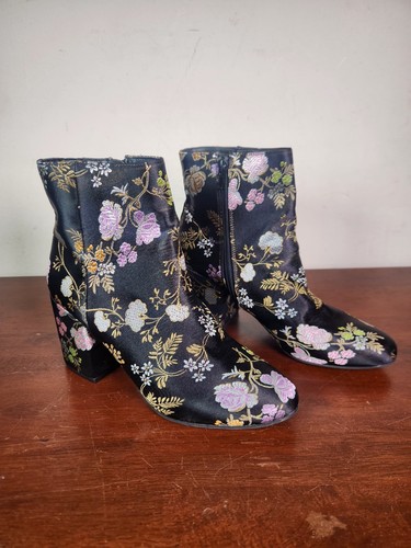 Carlos Santana Gatlin Damen-Stiefeletten Blumenstickerei schwarz Satin 8,5 M - Bild 4 von 17