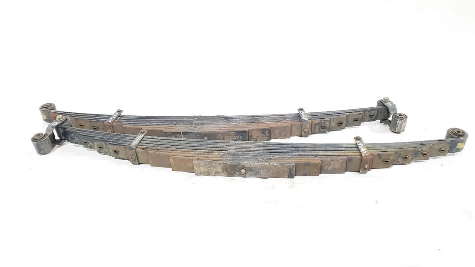 Chevrolet Express 2013 2015 furgoneta chasis doble 3500 OEM par de resortes de hoja 12.300 Foto 2 de 4