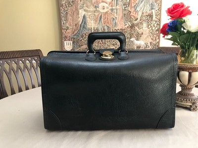 DEPRESSION ERA Heavy Leather Gladstone Briefcase  /  Doctor Bag - C.H. ELLIS LLC