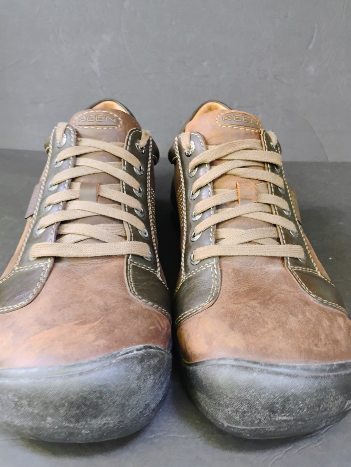 Scarpe da ginnastica Keen da uomo 14 Austin marrone cioccolato stringate Gorpcore prezzo al pubblico consigliato $160