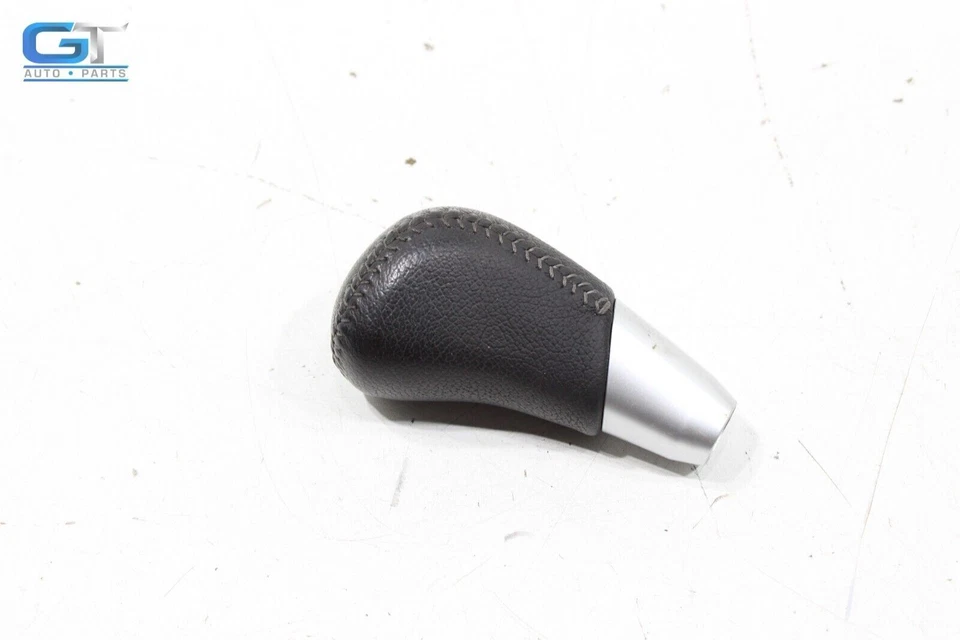 2017-2020 MITSUBISHI OUTLANDER TRANSMISSION GEAR SHIFT SHIFTER KNOB HANDLE OEM - Image 2 of 4