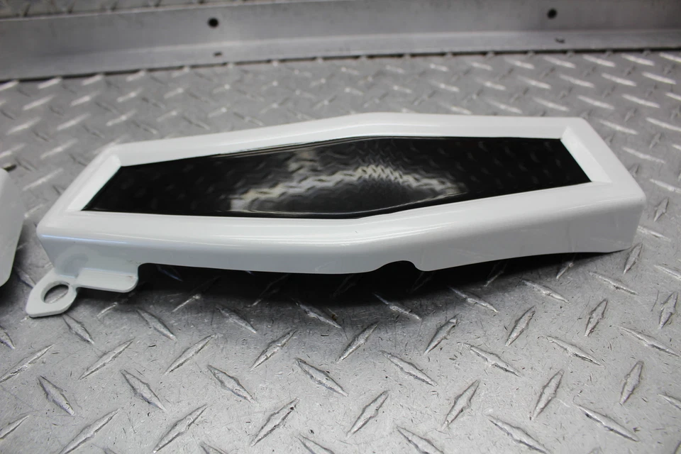 Juego de carenado cubierta basculante Suzuki Intruder Volusia 800 VL800 2002 negro/blanco Foto 3 de 4