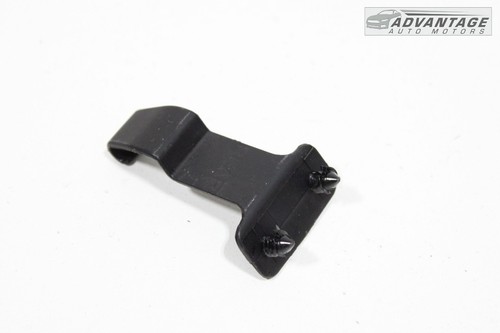 2017-23 CHRYSLER PACIFICA REAR LEFT OR RIGHT SLIDING DOOR WINDOW SHADE HOOK OEM - Picture 3 of 6