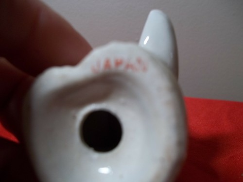 Vintage Japan Salt & Pepper Shakers Hugging Bunnies Great Condition - Bild 8 von 8