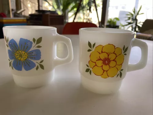 2 VTG Anchor Hocking Fire King Flowers Coffee Mugs -Milk Glass