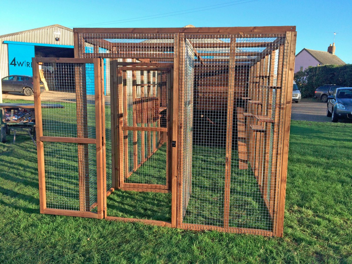 Cat Run With Sleeping Box And Safety Door 12ft, 9ft, 6ft 16G Sercure House  Cat