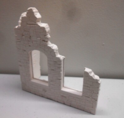 Dioramas Plus 1/35 Architectural Ruins + Rubble # 5 NIB Great Detail!