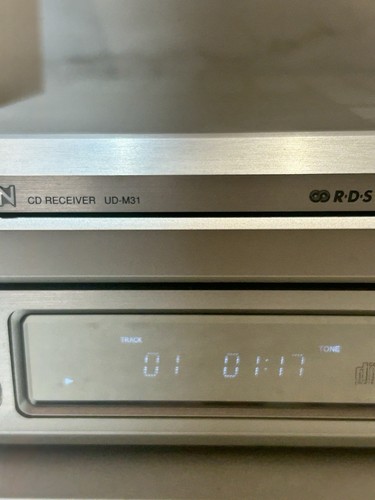 Receptor CD/AM/FM Denon UD-M31, Dos Altavoces SCM51 Estante HIFI, Control Remoto y Antena - Imagen 4 de 23